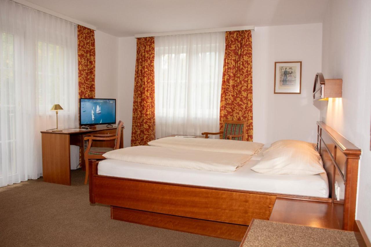 Landhotel Post Ebensee Am Traunsee ***S ภายนอก รูปภาพ