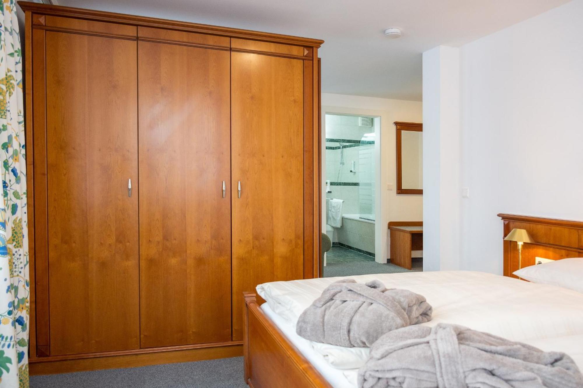 Landhotel Post Ebensee Am Traunsee ***S ภายนอก รูปภาพ